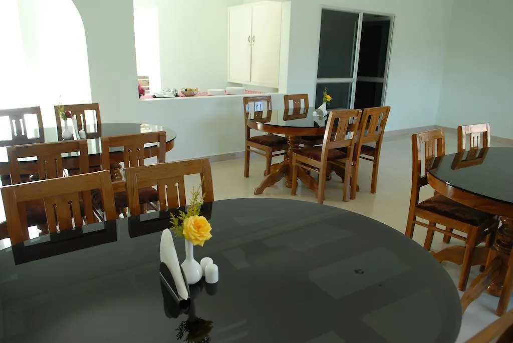 Holiday Heaven Munnar Chinnakanal 3*,  India