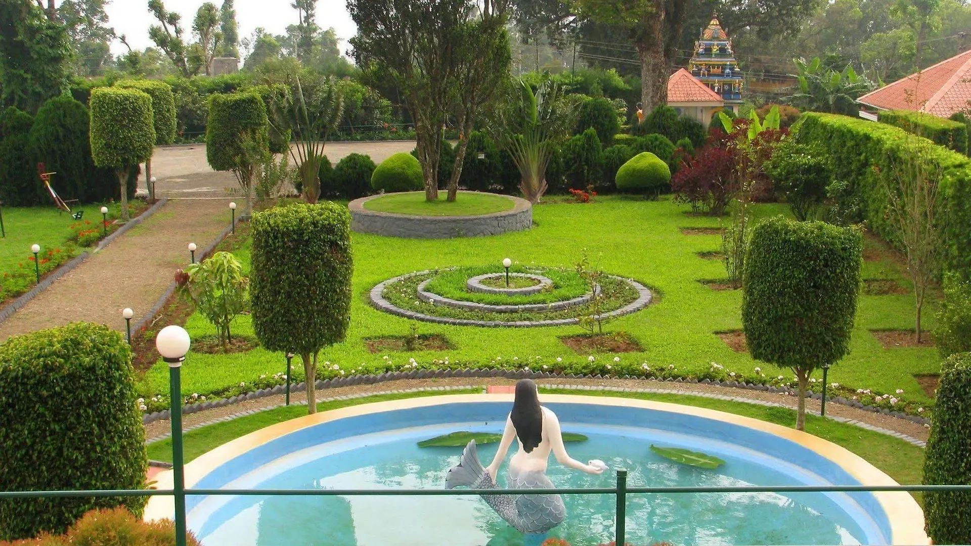 Holiday Heaven Munnar Chinnakanal Resort