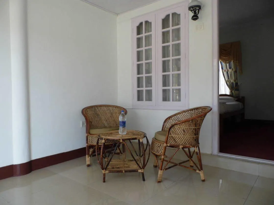 Holiday Heaven Munnar Chinnakanal Resort
