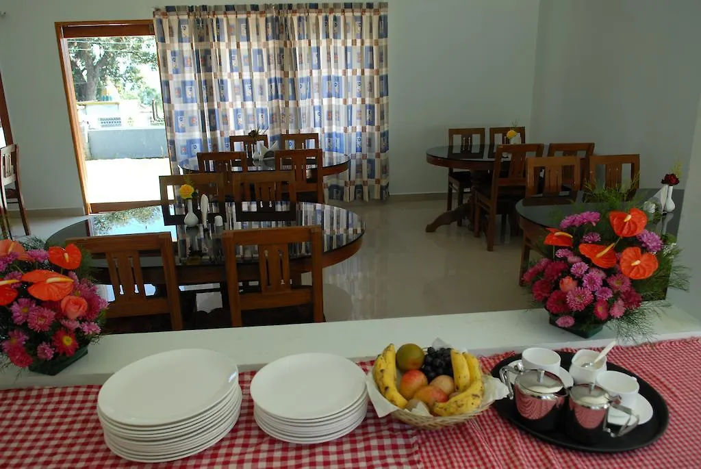 Holiday Heaven Munnar Chinnakanal Resort