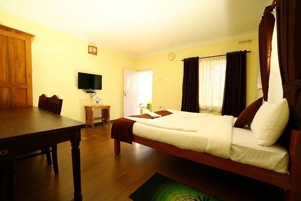 *** Resort Holiday Heaven Munnar Chinnakanal India
